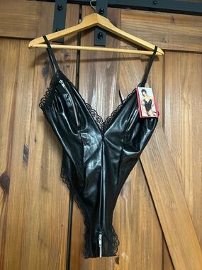 NWT VINTAGE Black Faux Leather Lace Trim Zipper Teddy lingerie